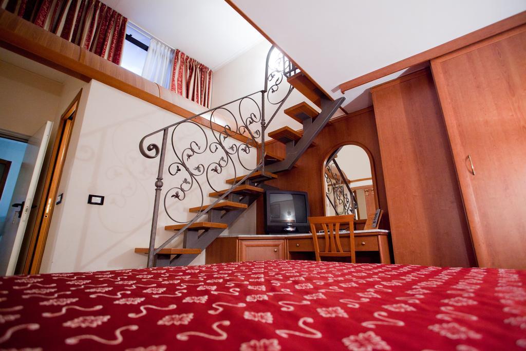 Hermitage Capua Hotel Phòng bức ảnh